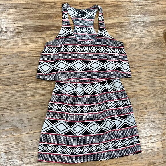 bebe Dresses & Skirts - Bebe mini dress with pockets